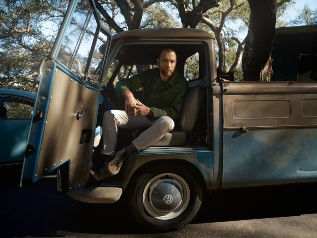 ewan mcgregor Portrait Car old Car