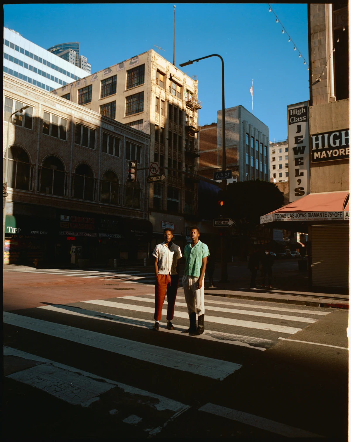 Twins Photoshoot City Portrait